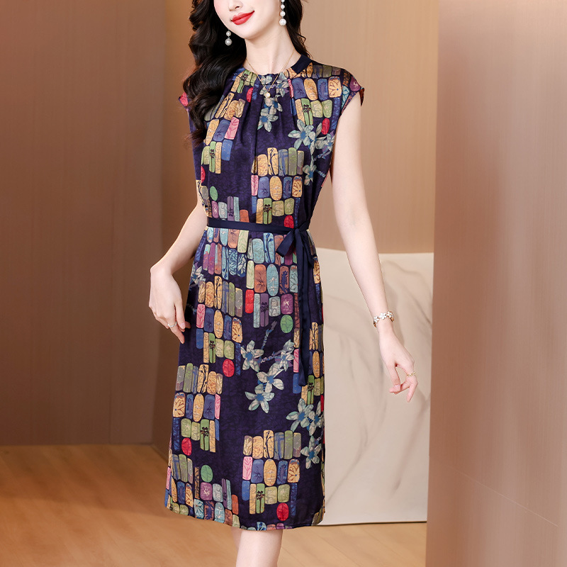 Hangzhou Silk Dress for Women, Xiangyun Silk, Middle-Aged and Elderly Mother's Wear, Waist-Cinching, Slimming, Mulberry Silk Printed Mid-Length Dress