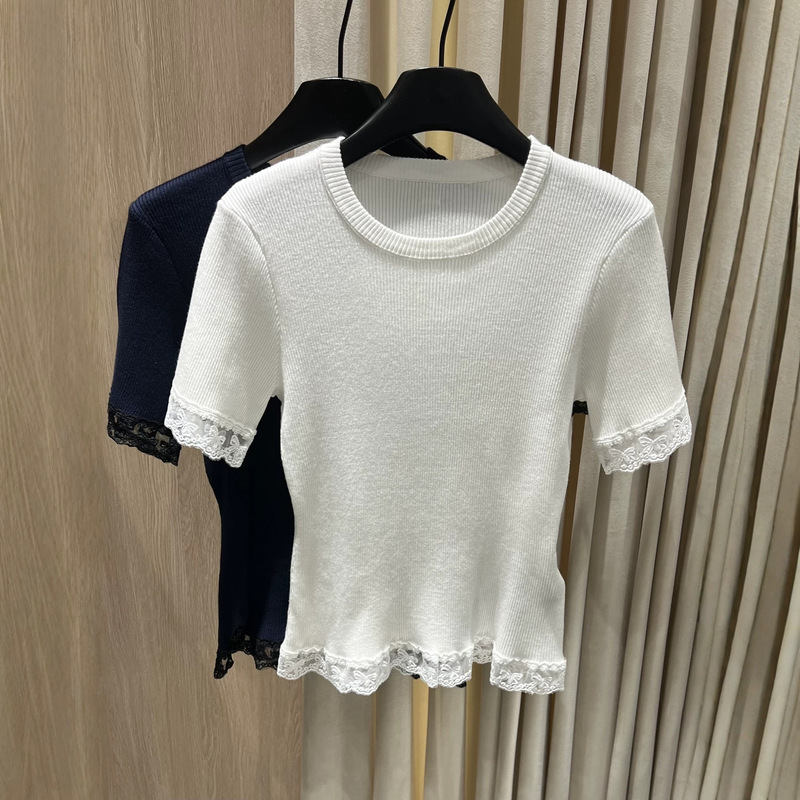 2026 Summer New French Girl Style Round Neck Ribbed Crochet Sweater with Lace Trim Slim Fit Short Knit Top