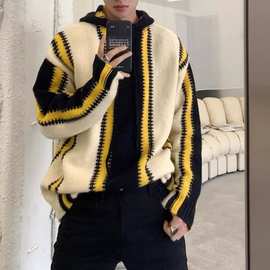 撞色竖条纹毛衣男连帽针织衫男生潮牌美式慵懒风oversize毛衣外套