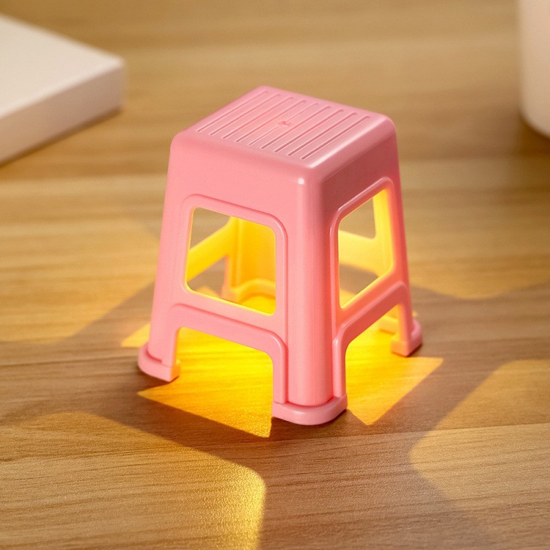 Pink stool lamp