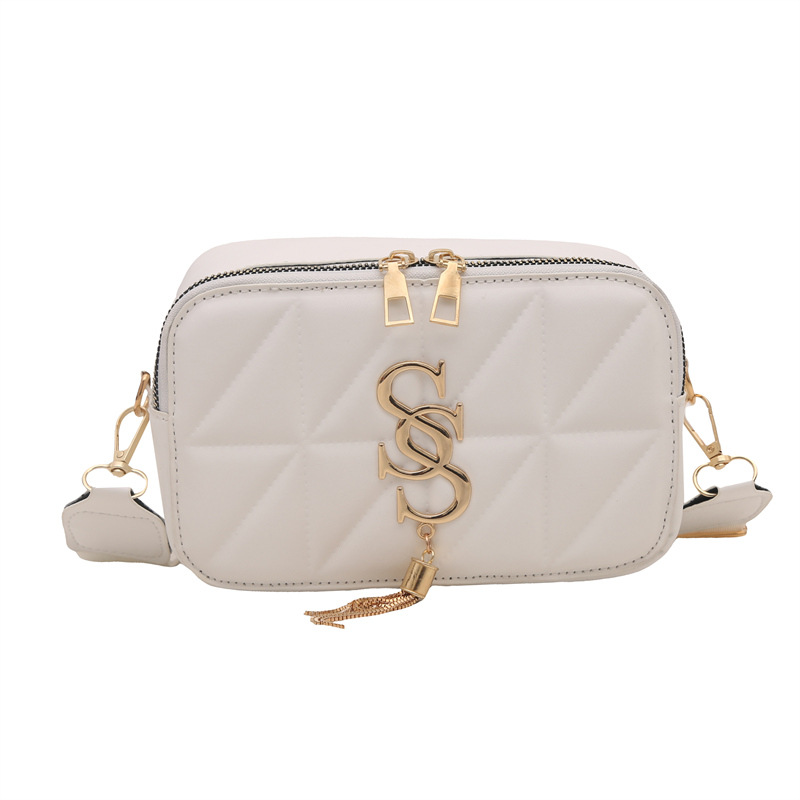 Bolso de moda de bordado de diamante 2024 nuevo estilo coreano de estilo personal ocio de viaje mochila de hombro mochila de estilo occidental