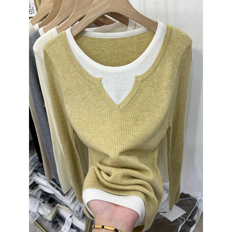 European-Style Faux Two-Piece V-Neck Knitted Base Shirt for Women, Spring 2026 New Color-Blocking Soft Ins-Style Inner Sweater