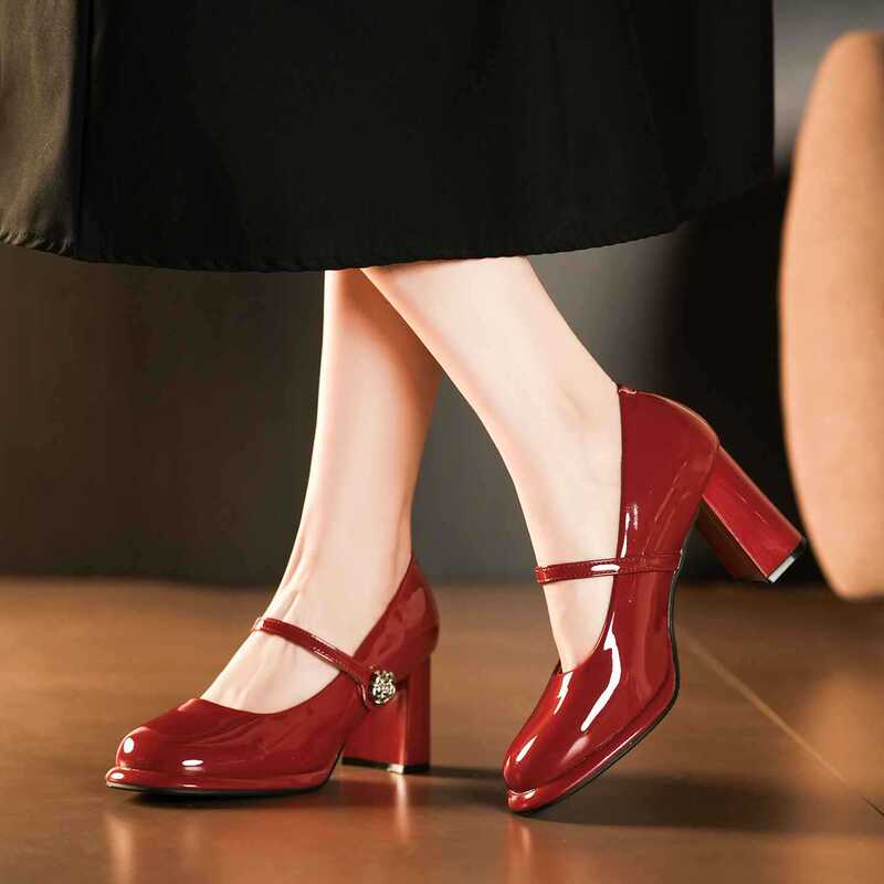 7555-5 Hot-Selling Patent Leather Single Shoes with Rhinestone Square Buckle, Single Strap, Chunky Heel, Commuting Shoes, Square Toe, Fully Enclosed, Elegant High Heels