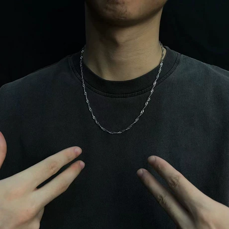 钛钢水波链男百搭嘻哈小众设计感锁骨链个性简约不掉色气质配饰