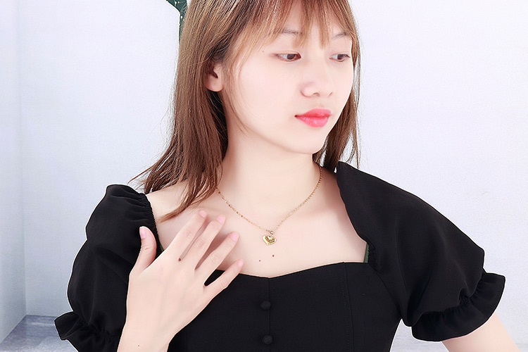 4g Weight PVD Coated Gold Plating Process 18K Gold Plated Plating Material 304 Stainless Steel Pendant Material Necklace Classification 304 Stainless Steel Chain Material Wedding, Travel Occasion 304 Stainless Steel Material Heart Pattern Women'S Gender Fashion Style Waterproof Non Tarnish Craft Gold, Silver Color PVD Coated 18K Gold Plated Heart Titanium Steel Fashion Waterproof Non Tarnish Necklace 21