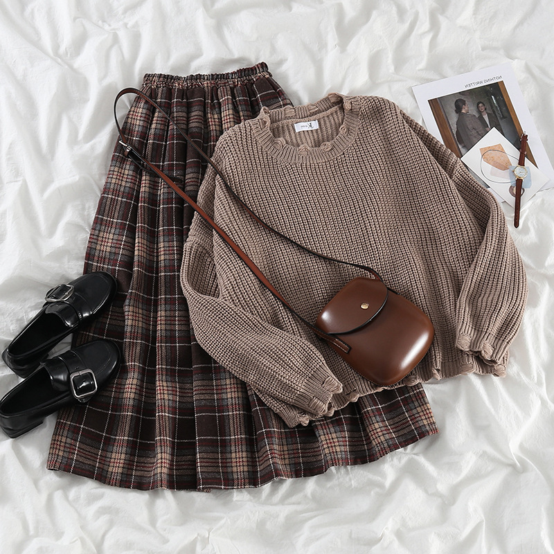 Sweater skirt two-piece women's loose knitted autumn and winter New High waist plaid skirt gentle Korean style suit fashion