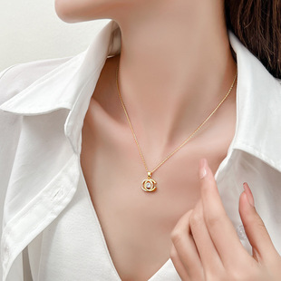 �W���羳С���L�¿�r�К��|�pc������Ů��ٴ�С�����s�i�