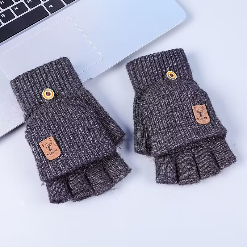 男女秋冬通用のベルベットを厚くして学生の指を漏らしてファッション的な屋外保温防寒仕事の学習手袋をカバーする|undefined