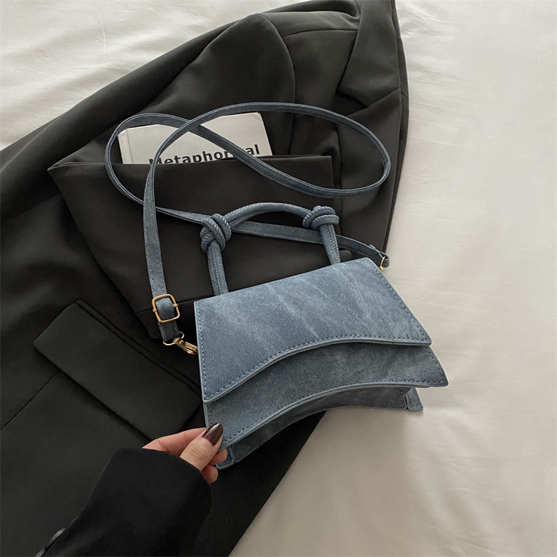 Bolsos de moda para mujer 2024 otoño nueva tendencia bolso de hombro de moda bolso de mensajero casual simple bolso cuadrado pequeño de color sólido