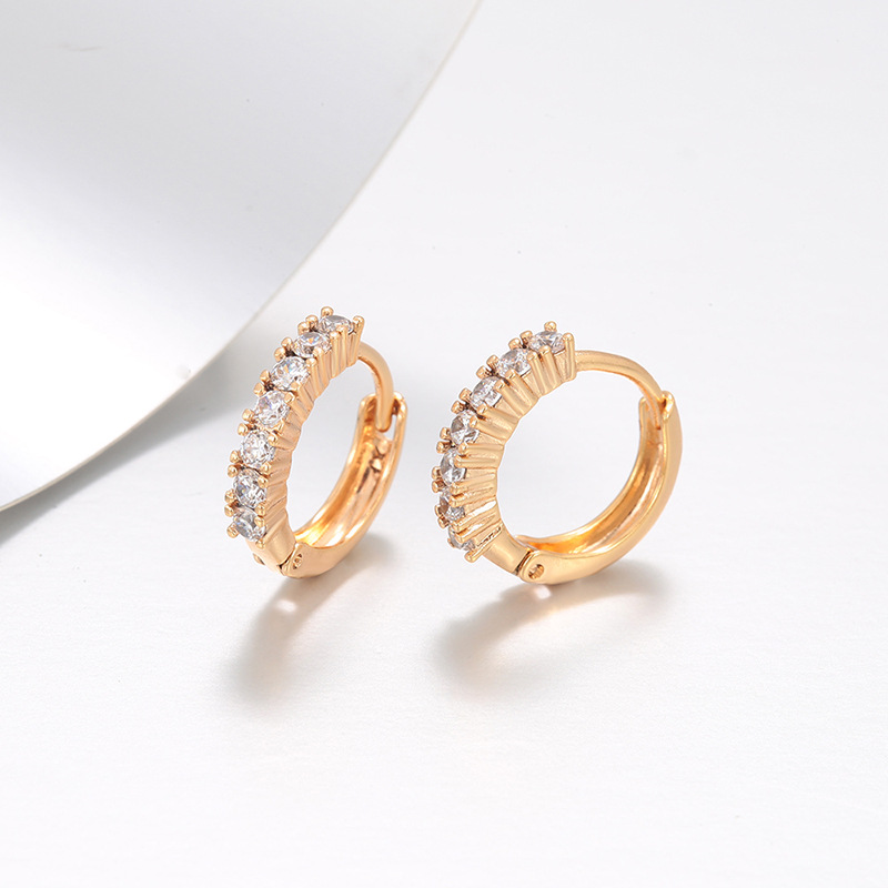Xuping simple incrustado una sola fila de gemas artificiales aretes geométricos aretes de aleación de cobre aretes de aretes rusos