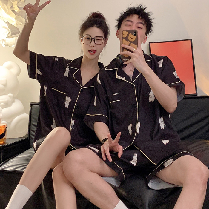 Pajamas de pareja de seda de alto nivel de verano de mujeres de manga corta grande set de seda delgada de verano ropa para el hogar de hombres