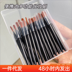 使い捨てリップブラシの柔らかい毛の口紅ブラシのカバー付きブラシ