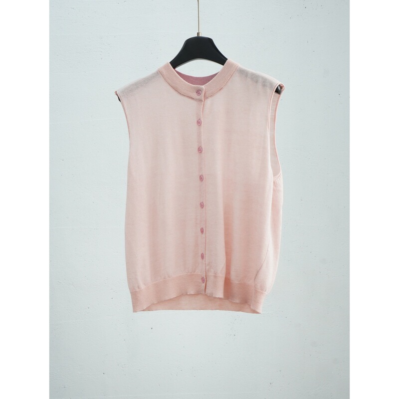 Silk-Blend Versatile Minimalist Style Knitted Vest, Delicate and Soft Sleeveless Knitted Gilet, Pink Commuter Cardigan Silk-Blend Versatile Minimalist Style Knitted Vest, Delicate and Soft Sleeveless Knitted Gilet, Pink Commuter Cardigan