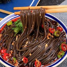 四川特产蕨根粉0脂酸辣粉厥根粉火锅粉轻食代餐凉拌菜干货粉条