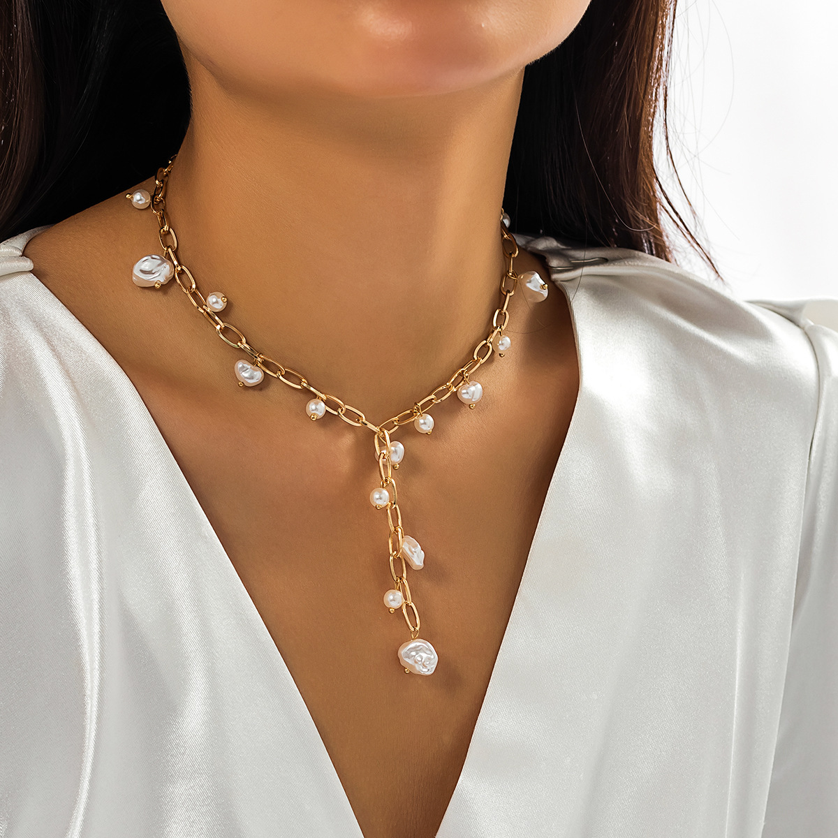 32g Weight Iron Pendant Material Necklace Classification Iron Chain Material 1 Piece Quantity Date, Tea Party Occasion Imitation Pearl, Iron Material Geometric Pattern Women's Gender Plating Design Elegant, Simple Style Style Elegant Simple Style Geometric Imitation Pearl Iron Wholesale Necklace 9