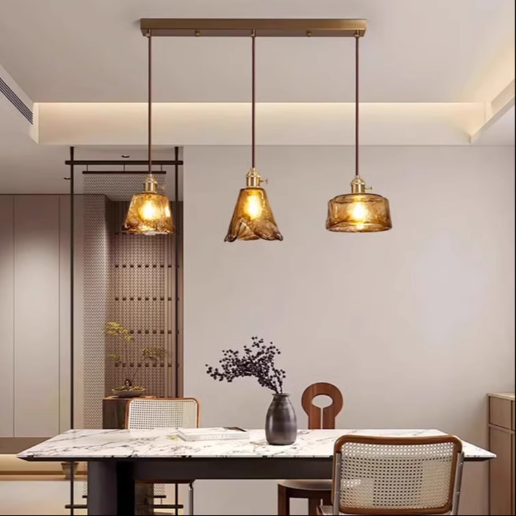 Bodas retro bronce vidrio dormitorio cabecera lámpara japonesa minimalista creativa bar de moda restaurante candelabrera