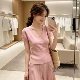 韩系杏色V领短袖T恤女2026春夏季新款通勤百搭显瘦短款针织上衣女