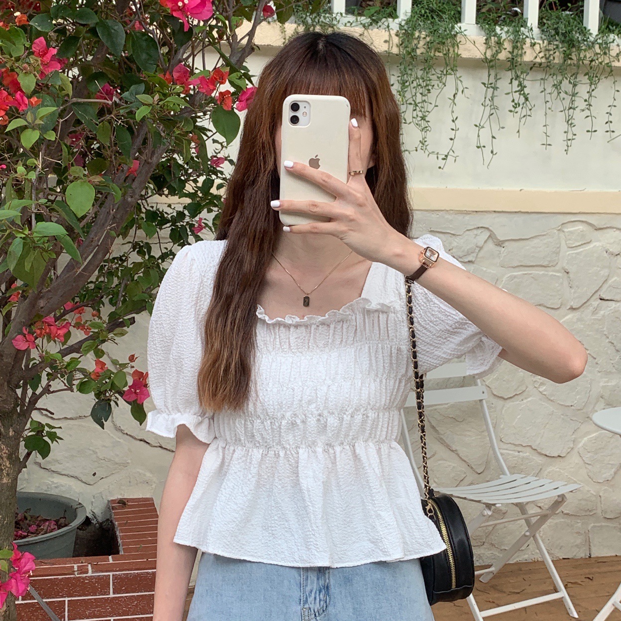하얀색
