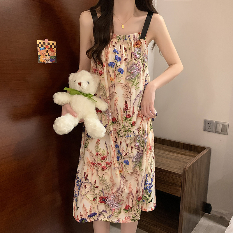 Plus-Size New Spring/Summer Ultra-Soft Ice Silk Pajamas for Girls, Printed Camisole Dress, Loungewear 100kg Wearable