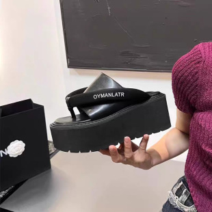 �W؛�����Ƥ������2025�ļ��¿����߰ٴ�A�_�����⴩�ɸ���ЬŮ