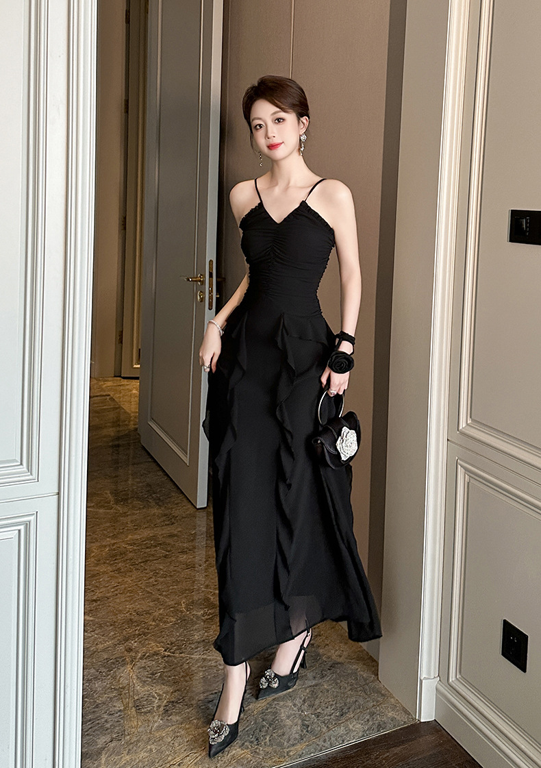 Đầm maxi nữ thắt eo cổ V lưng trần chất liệu chiffon xếp ly — Màu đen chi tiết 9