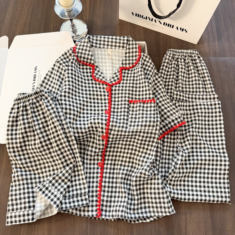 Al por mayor transfronterizo dulce pijama de color estrella de primavera y otoño de algodón nublado adorable niña puede usar ropa de hogar