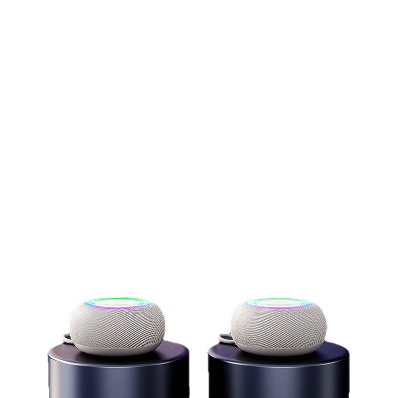 新しい自慢のライトは無線bluetoothスピーカーを持っています。屋外で携帯しています。|undefined