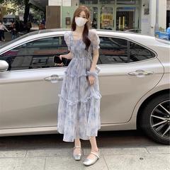 レトロスクエアネック花柄ドレス夏新スーパーフェアリースタイルウエスト痩身真菌ロングスカート女性のための