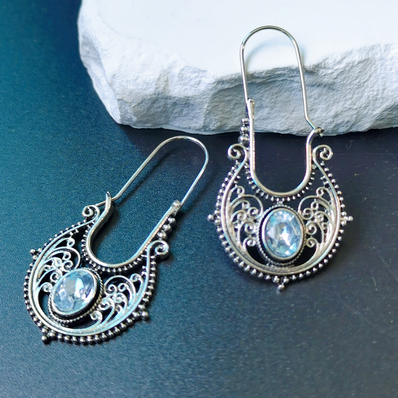 Yunjin Venta caliente europea y americana Bohemia retro pendientes huecos en forma de gota pendientes de plata antiguos transfronterizos exclusivos
