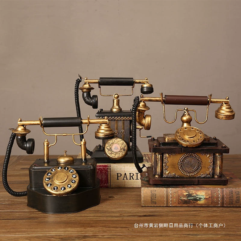 Retro Old-Fashioned Telephone Model Small Ornaments, Nostalgic Objects from the 1980S, Home Decorations, Photo Props from the Republic of China Retro Old-Fashioned Telephone Model Small Ornaments, Nostalgic Objects from the 1980S, Home Decorations, Photo Props from the Republic of China