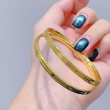 黄金展厅现货批发5D黄金手镯对对镯足金999正品女款手饰