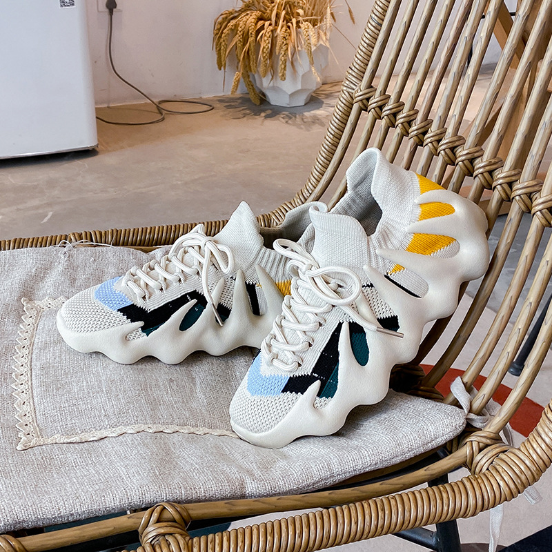 Zapatos de mujer de pez octopatas 2024 nuevo verano delgado transpirable ligero zapatos de mujer tela de vuelo casual zapatos deportivos de carrera