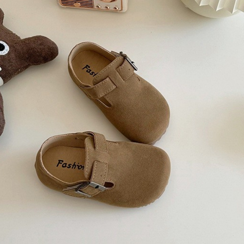 Zapatos de verano para niños Boeken nuevos zapatos de estilo coreano para niñas zapatos de cuero para niñas zapatos de soja retrógrados zapatos individuales