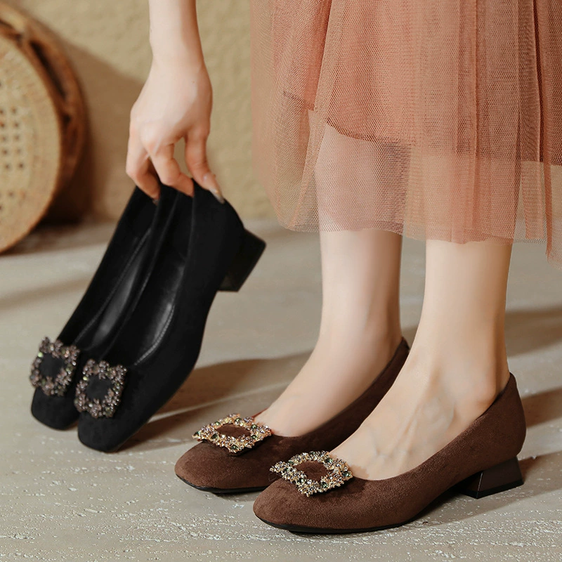 Квадратные туфли на низком каблуке Женские новые весенние и осенние женские туфли 2025 года