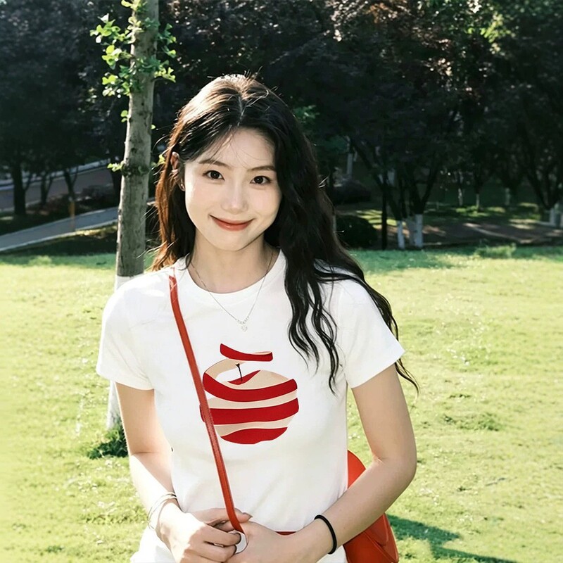 White Straight-Shoulder Short-Sleeve Women's T-Shirt, Summer 2026 New Popular Niche Design, Non-Crowded Style, Round-Neck Top, Half-Sleeve Tee White Straight-Shoulder Short-Sleeve Women's T-Shirt, Summer 2026 New Popular Niche Design, Non-Crowded Style, Round-Neck Top, Half-Sleeve Tee