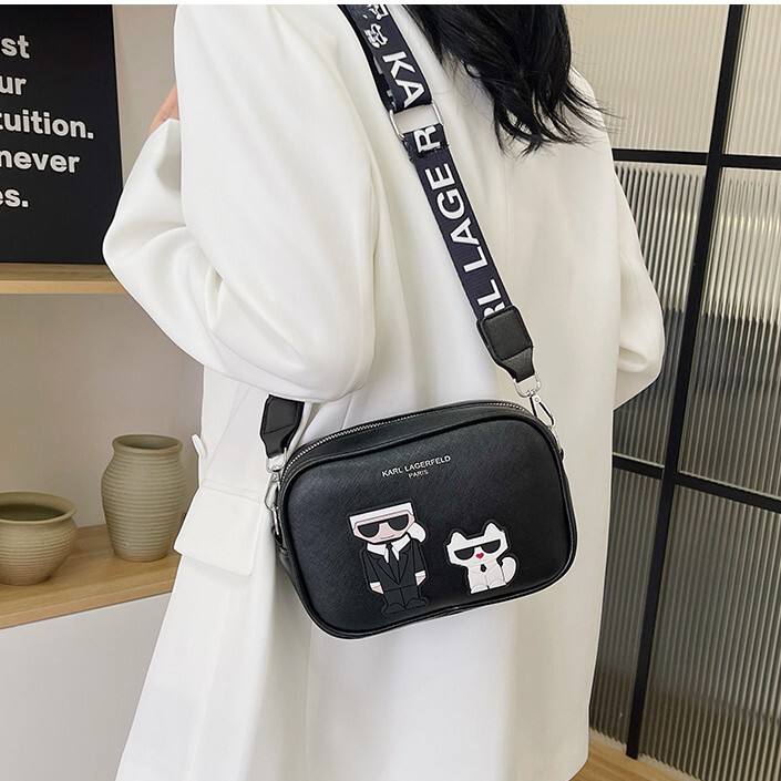 European and American High-End Camera Bag Cross-Border Trade Fashion Trendy Cartoon Single Shoulder Crossbody Women's Bag Personalized Simple Bag