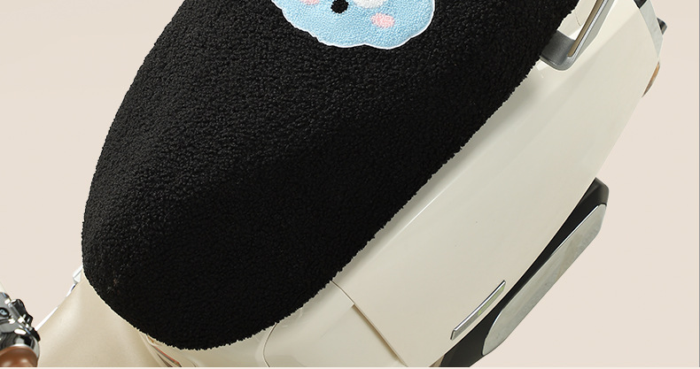 Suitable for Electric Vehicle Seat Cushion Cover, Thick Plush Autumn and Winter Warm and Comfortable Shock-Absorbing Cute High-Value Seat Cushion