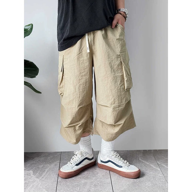 American-Style Trendy Retro Pleated Large-Pocket Cargo Shorts for Men, Summer Loose Wide-Leg Straight Casual Knee-Length Shorts American-Style Trendy Retro Pleated Large-Pocket Cargo Shorts for Men, Summer Loose Wide-Leg Straight Casual Knee-Length Shorts