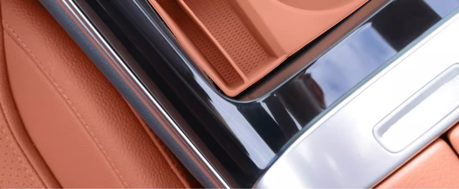 Mercedes-Benz Glc300L New C-Class C260L/C200L Water Cup Anti-Slip Mat E300L Silicone Protective Cover Car Accessories