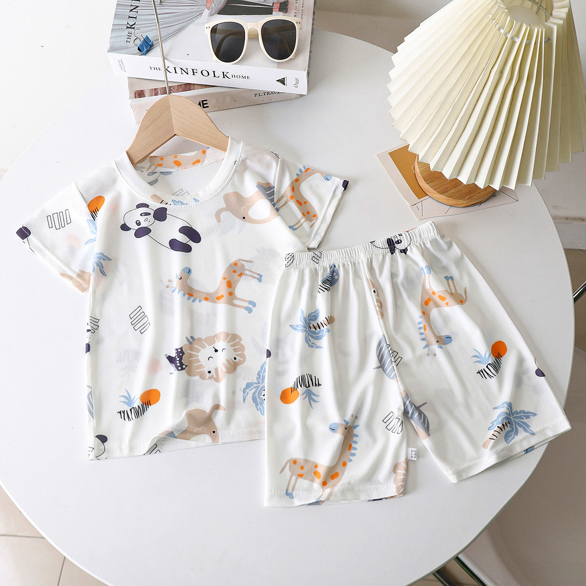 Ice Silk-Animal World