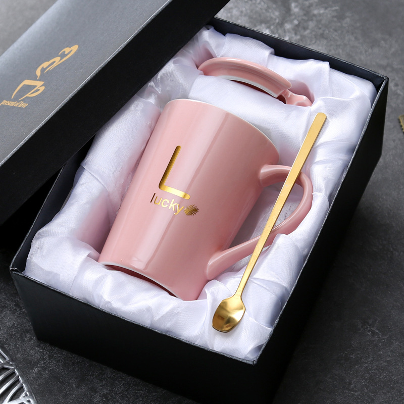 Tazas de cerámica de gran capacidad para hombres y mujeres con cubierta simple taza de café de leche de pareja de estudiantes taza de menú