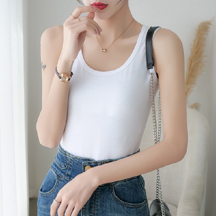 1_940055644830957568