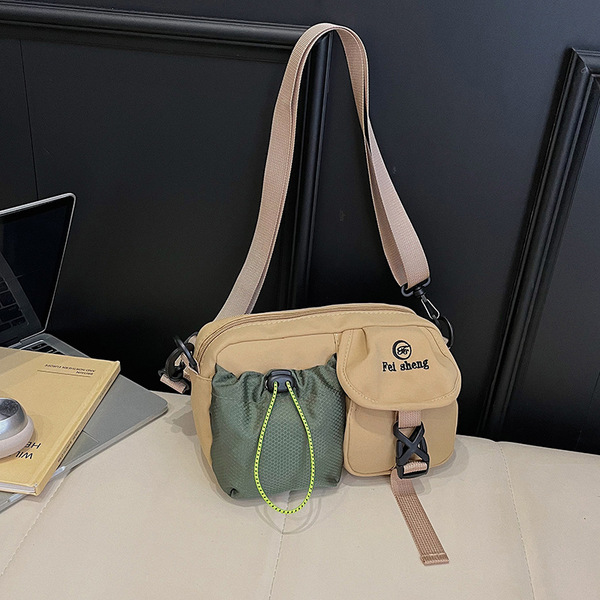 Sports shoulder bag