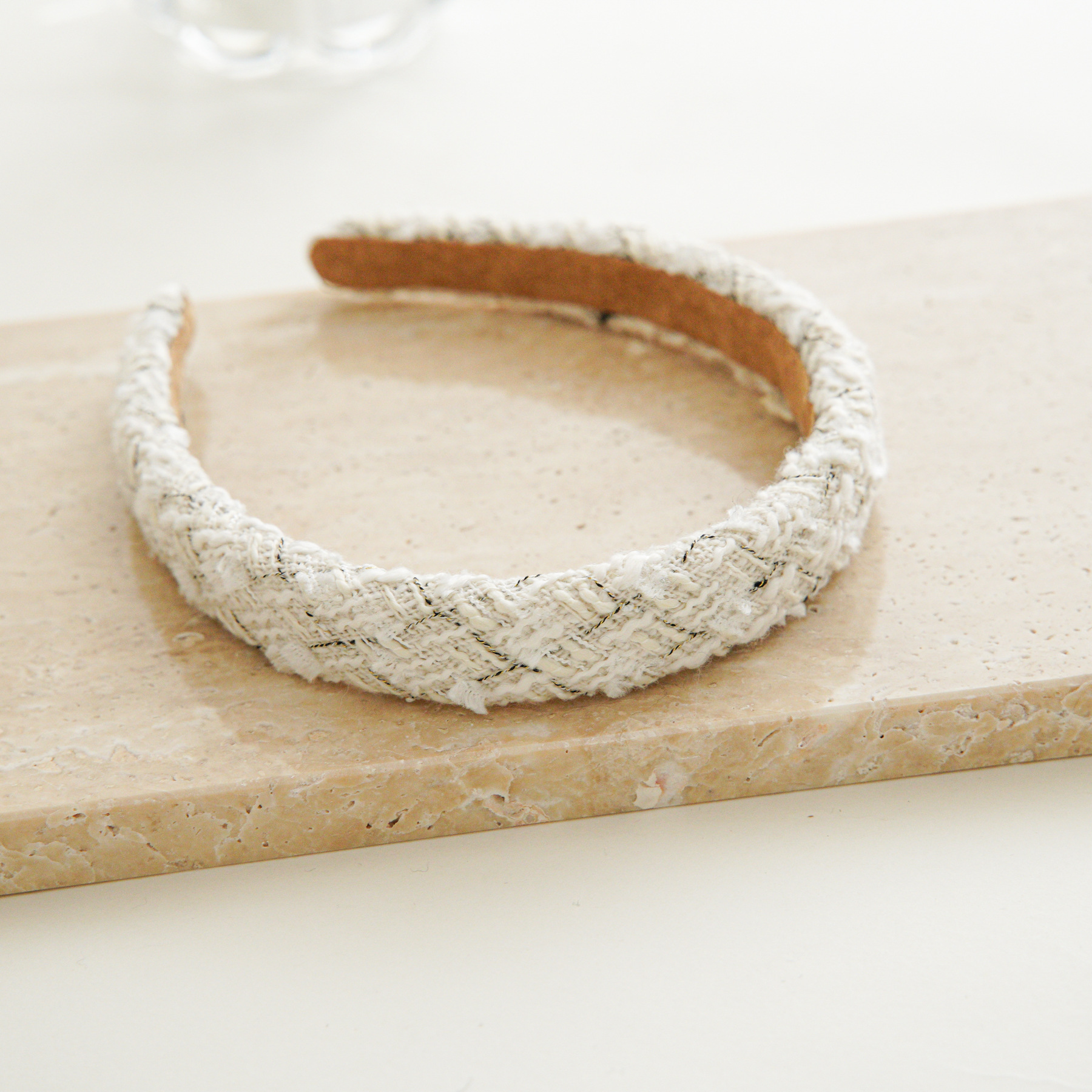 French retro tweed, small fragrant headband, haircard girl 2023 new high-end versatile headgear spot wholesale_voghion.com