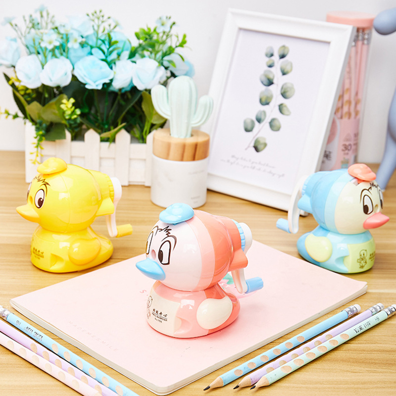 OEM personalizado feliz 756 patito estilo sacapuntas sacapuntas de manivela para niños sacapuntas de animales de dibujos animados para estudiantes