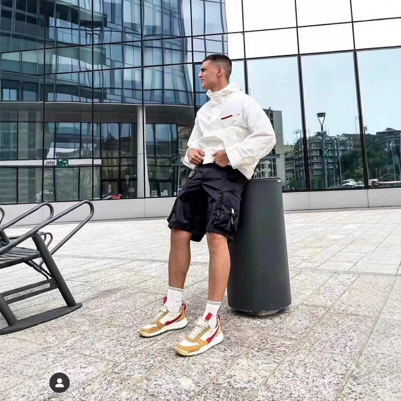 Authentic Original In-Stock P Brand Bermuda Nylon Shorts with Metal Buckle, Casual Workwear Style, Loose Fit, Versatile, Cross-Border Authentic Original In-Stock P Brand Bermuda Nylon Shorts with Metal Buckle, Casual Workwear Style, Loose Fit, Versatile, Cross-Border