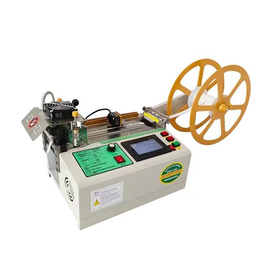 Hot and cold automatic computer tape cutting machine trademark cloth label washing mark positioning integrated cutting machine small wholesale hot