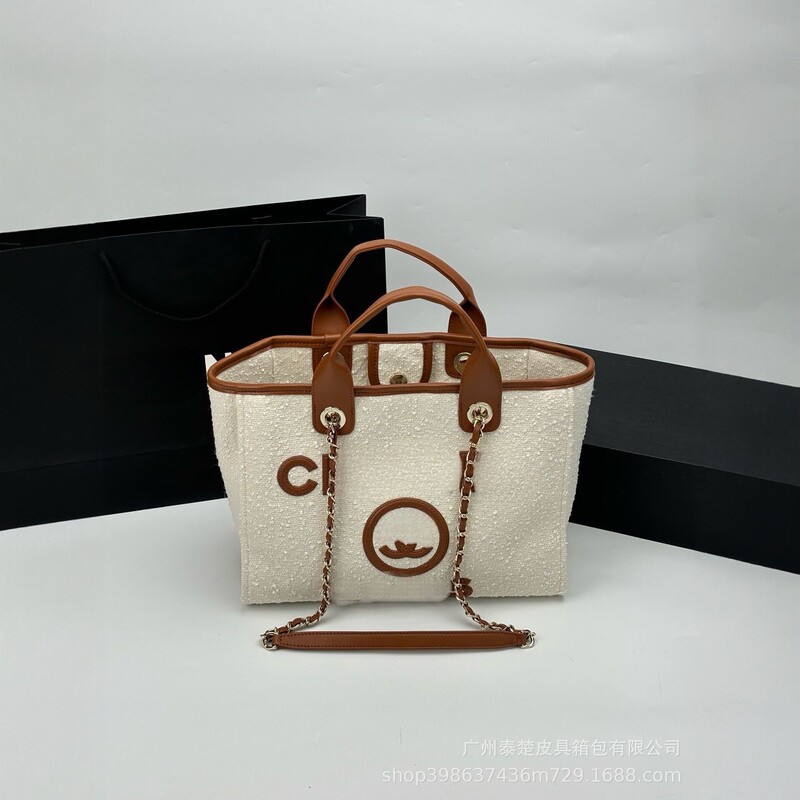 2025 New Style Chanel-Style Tweed Tote Bag for Women, Genuine Leather Chain Shoulder Bag, Large Capacity, Fashionable and Versatile Commuter Bag