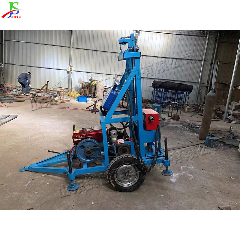 Máquina de perforación diesel hogar tierras de cultivo riego máquina de perforación hidráulica de tracción portátil máquina de perforación de pozos de agua