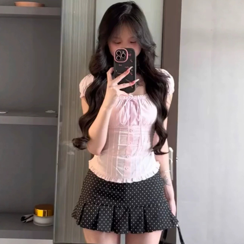 Hot Girl Retro Sexy Pink U-Neck Lace-Up Button Short-Sleeve Top for Women, Summer Slim-Fit Shirt for Petite Figures Hot Girl Retro Sexy Pink U-Neck Lace-Up Button Short-Sleeve Top for Women, Summer Slim-Fit Shirt for Petite Figures